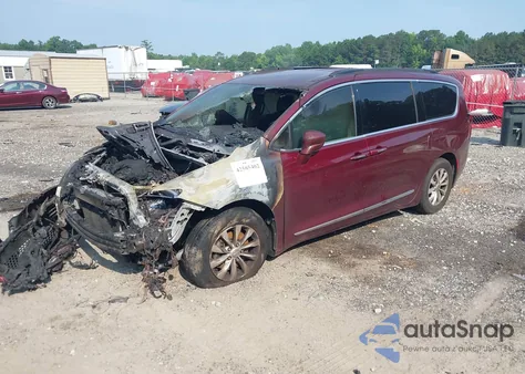 2017 Chrysler Pacifica Touring-L из США, поврежденный, VIN 2C4RC1BGXHR642371